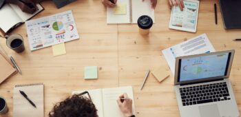 pexels-fauxels-3183186