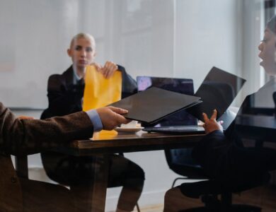 pexels-sora-shimazaki-5673467